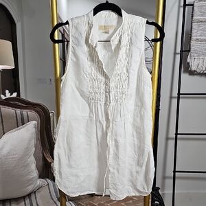 White Sleeveless Button-Up Blouse